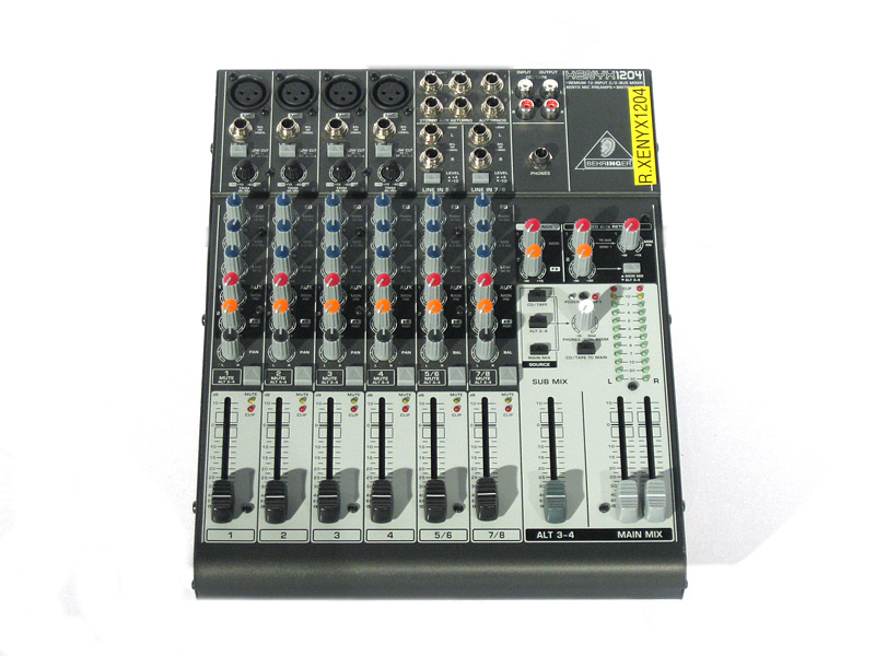 behringer_xenyx1204_b